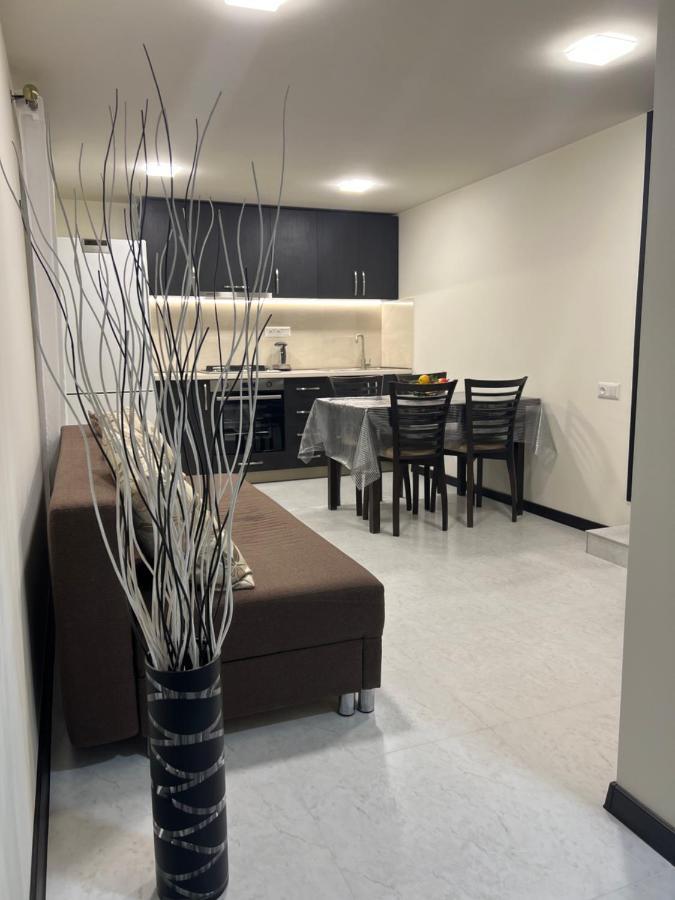 Ferienwohnung Cosy flat Erivan Exterior foto